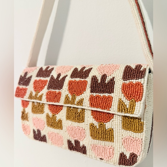 NWT Anthropologie Fiona Beaded Bag- Floral Edition - Picture 4 of 7